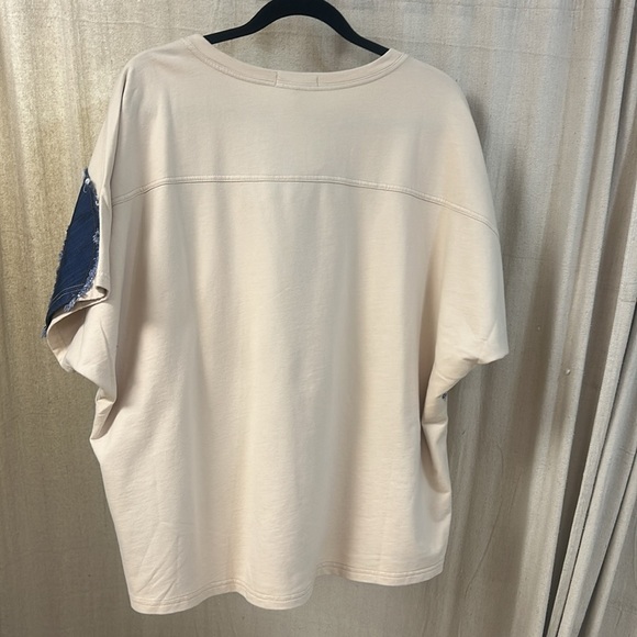 NWT Khaki Heart Patch Short Sleeve Tee - Easel - Picture 2 of 6